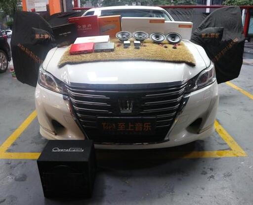 深受車友追捧！清遠(yuǎn)豐田皇冠汽車音響改裝升...