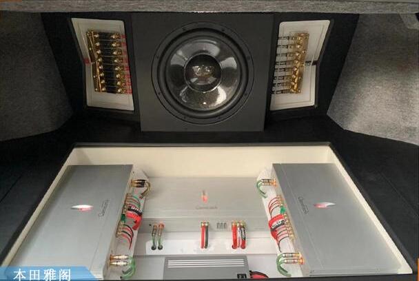 三分頻+三臺(tái)歌劇世家功放，本田雅閣車主全新定制專屬音樂(lè)