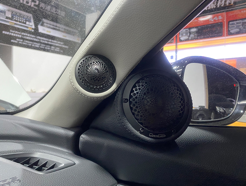 針對原車音質(zhì)缺陷精準升級 本田雅閣選用歌...