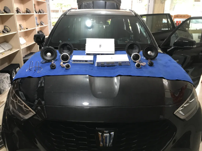 皇冠陸放音響升級，讓音樂成為駕駛的主旋律