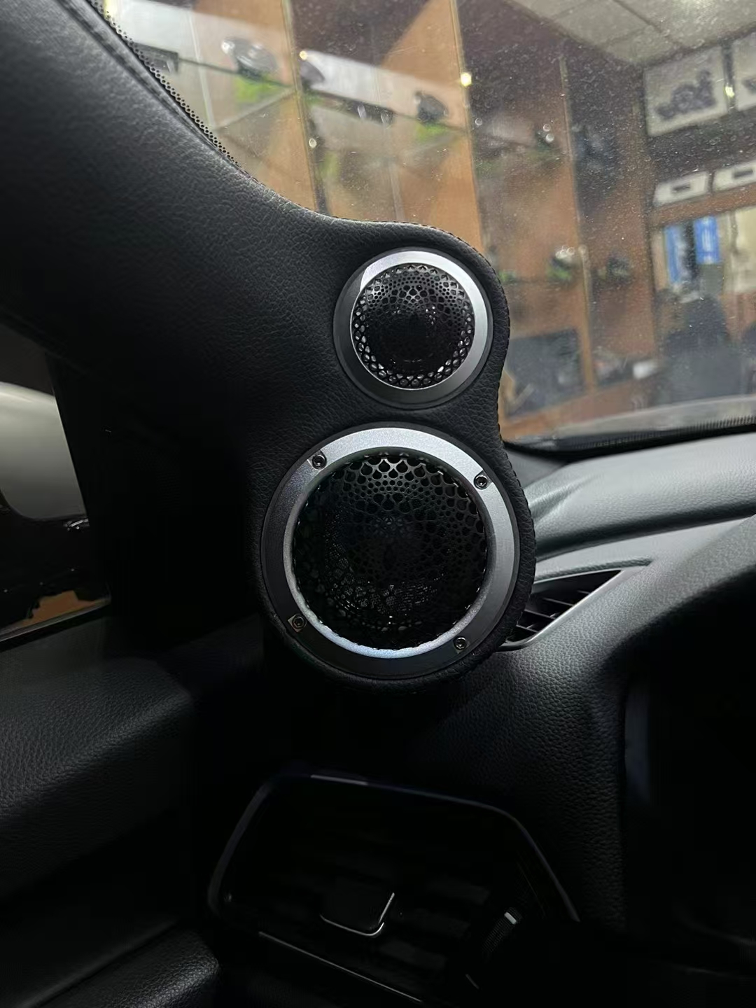 前聲場：歌劇世家VS33三分頻 (2).jpg